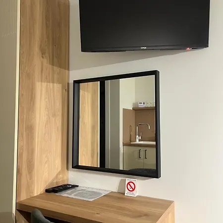 Face 5 Center Apartamento Subotica